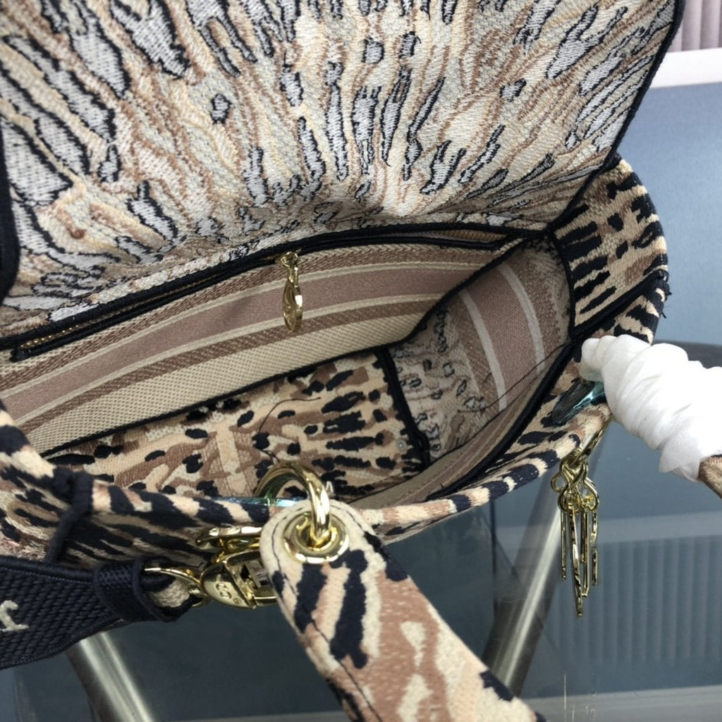 Dior Medium D-Lite 24 Beige Milti Color Mizza Embroidery Bag