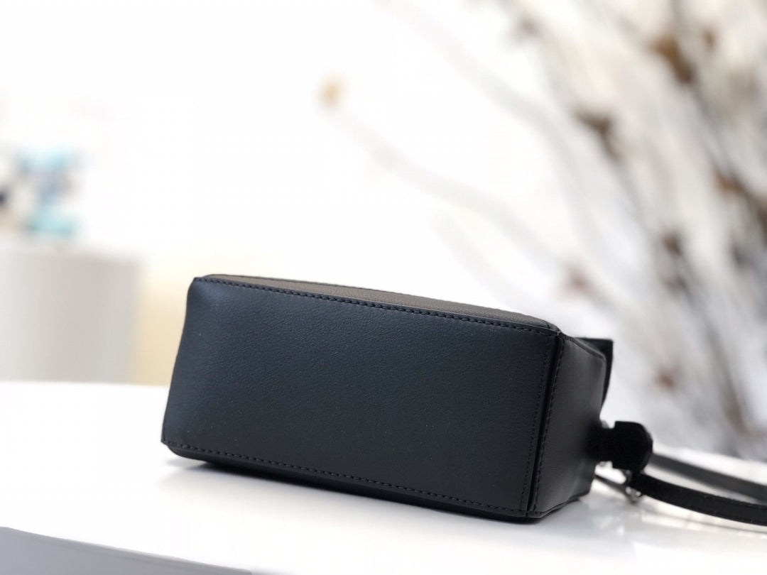 Loewe Mini 18 Puzzle Bag in Black Calfskin