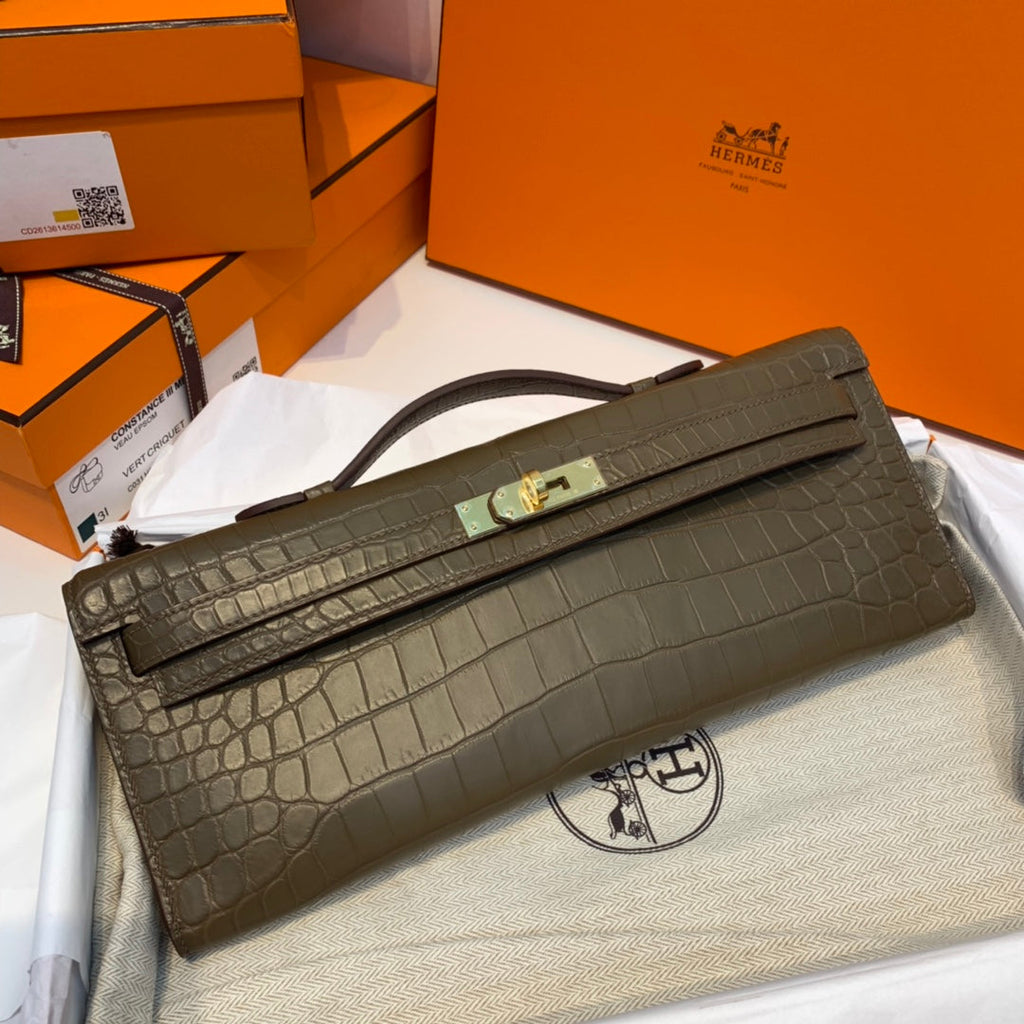 Hermes Kelly Cut 31 in Mocha Brown Alligator Leather with Gold Hardware Bag