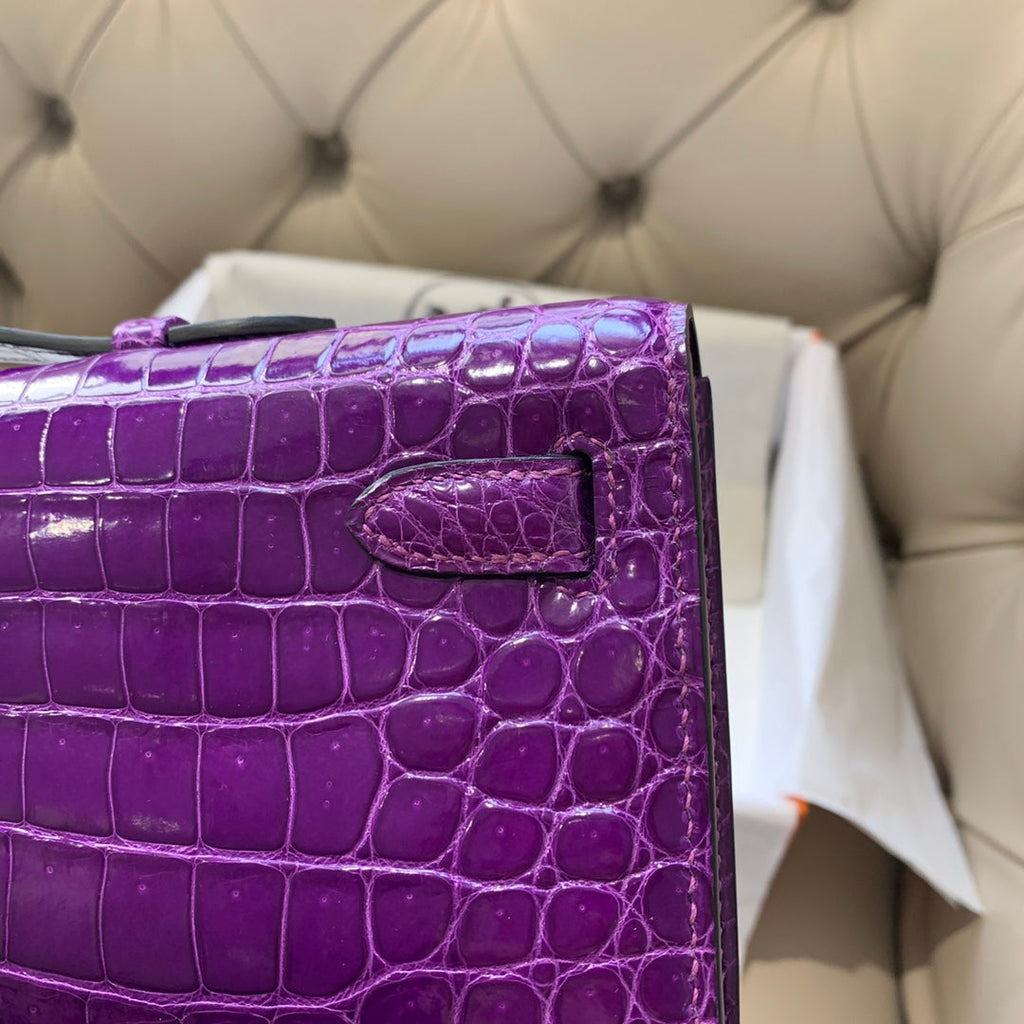 Hermes Kelly Cut 31 in Violet Purple Alligator Leather with Gold Hardware Bag