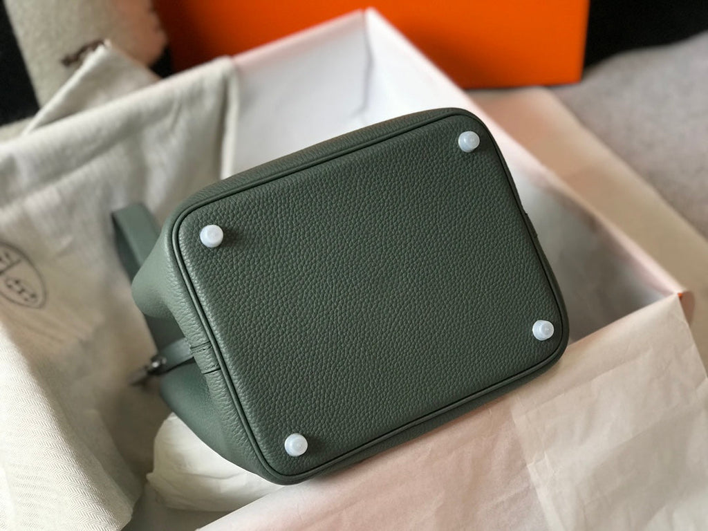 Hermes Picotin Lock 22 Grass Green Togo Shw Bag
