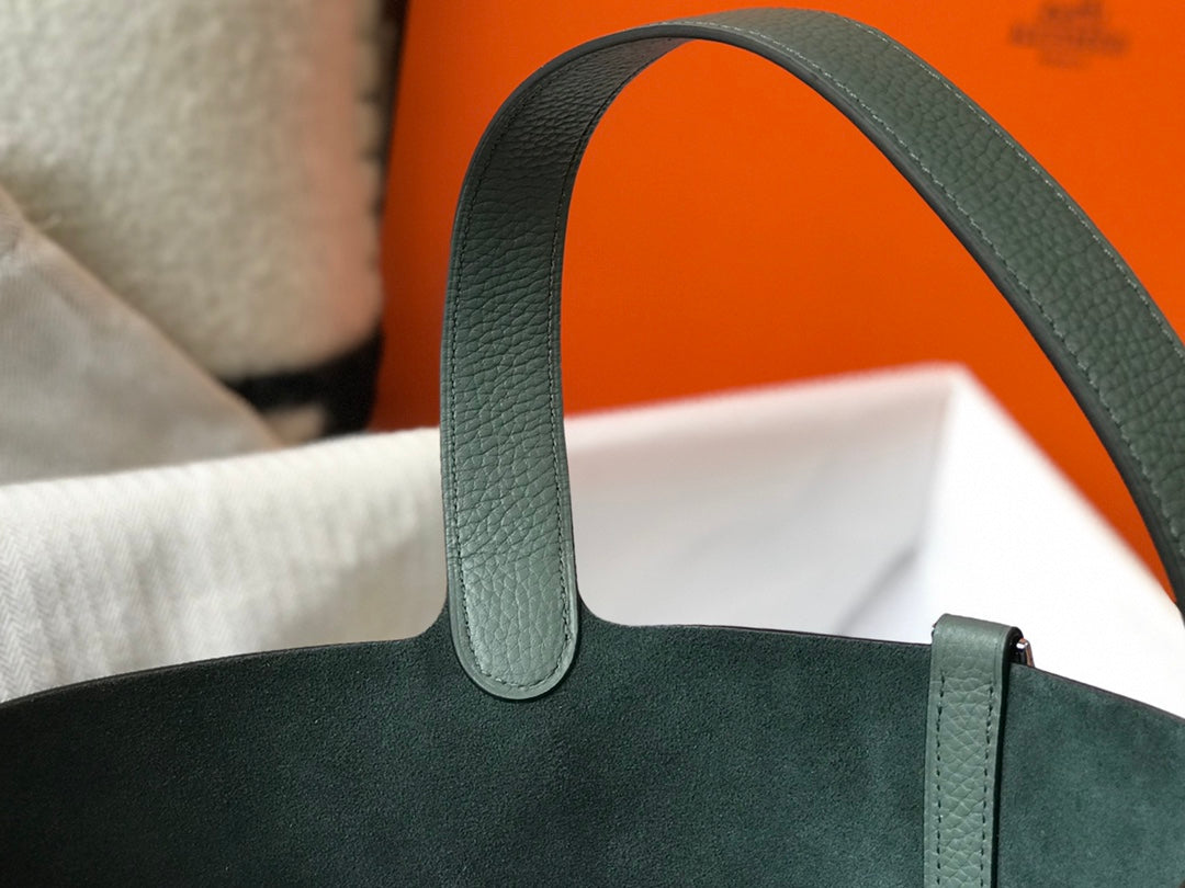 Hermes Picotin Lock 22 Grass Green Togo Shw Bag