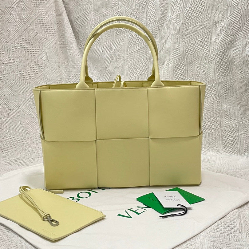 Bottega Veneta Small Arco Tote 30 in Light Yellow Lambskin