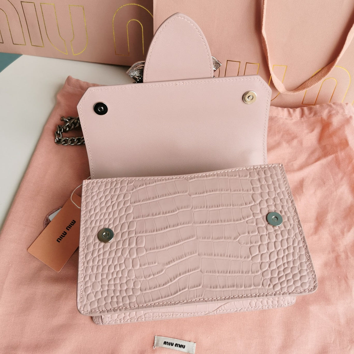 Lady 20 Handbag in Crocodile Pattern Light Pink Calfskin