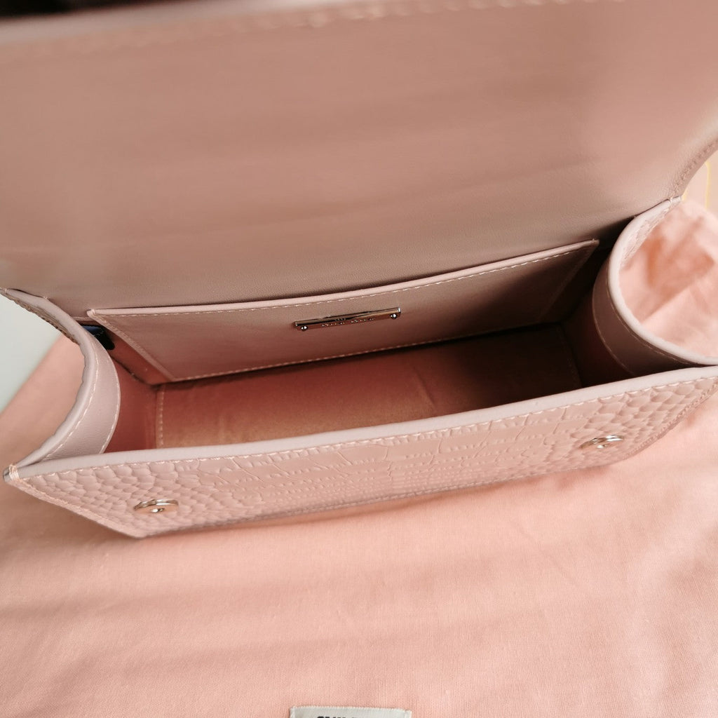 Lady 20 Handbag in Crocodile Pattern Light Pink Calfskin