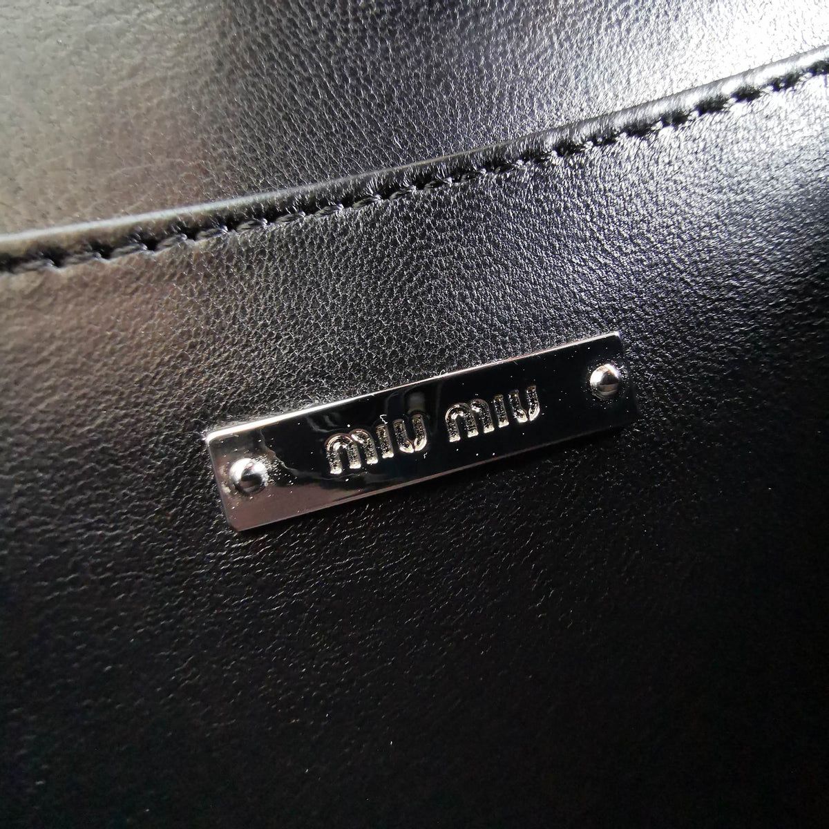Lady 20 Handbag in Crocodile Pattern Black Calfskin
