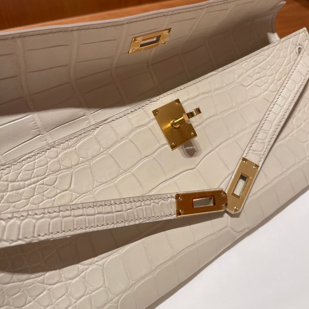 Hermes Kelly Cut 31 in White Cream Alligator Leather with Gold Hardware Bag