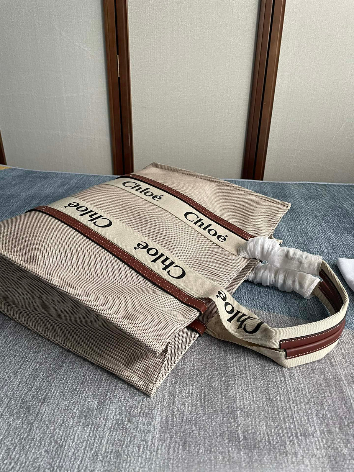 Lagre Strap Woody Tote Bag 45 in Beige Linen Canvas Black Webbing Logo Embroider Brown Calfskin