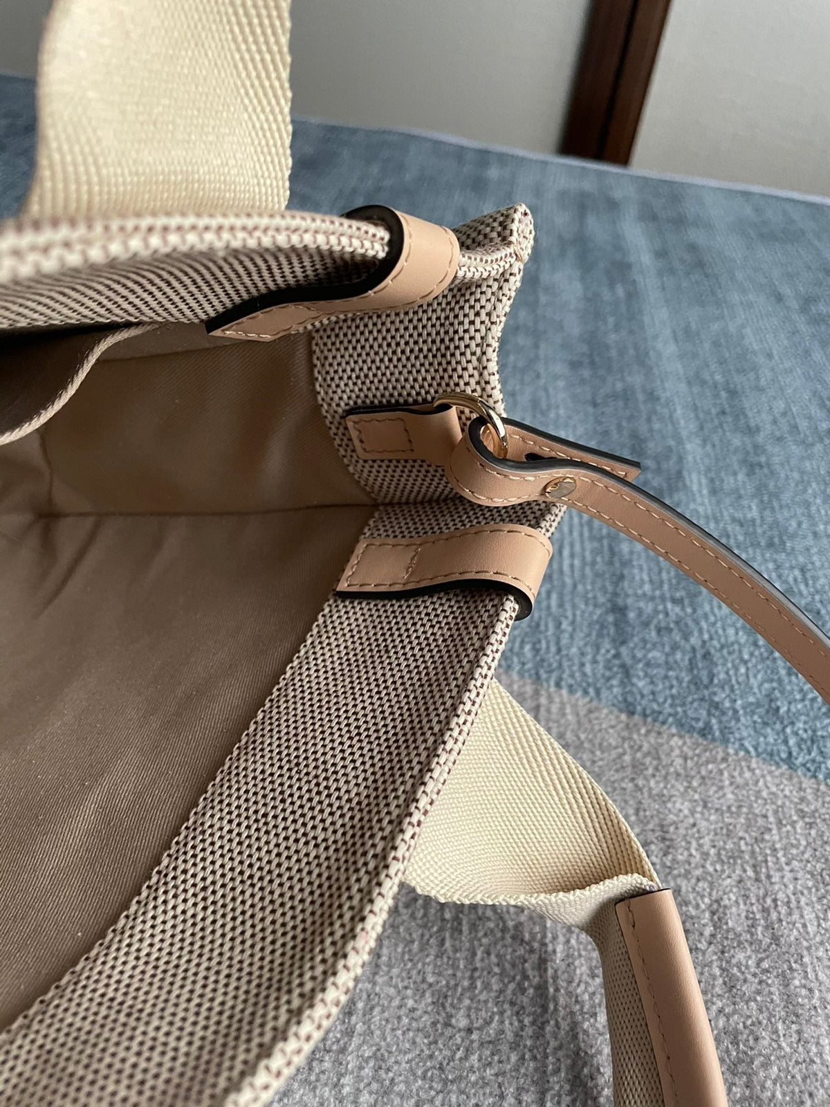 Small Strap Woody Tote Bag 26.5 in Beige Linen Canvas Black Webbing Logo Embroider Nude Calfskin