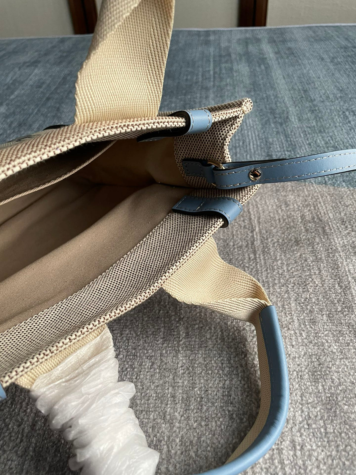 Small Strap Woody Tote Bag 26.5 in Beige Linen Canvas Black Webbing Logo Embroider Blue Calfskin