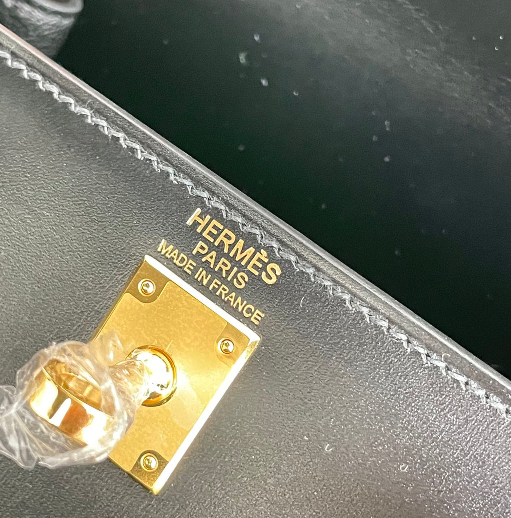 Hermes Kelly Mini 20 Bag in Black Smooth Calfskin with Gold Hardware