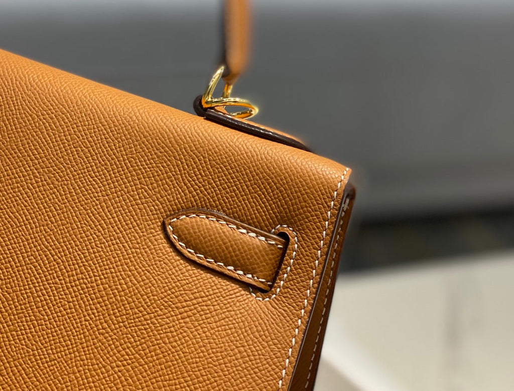 Hermes Kelly 28cm in Gold Epsom Calfskin Gold Hardware Bag