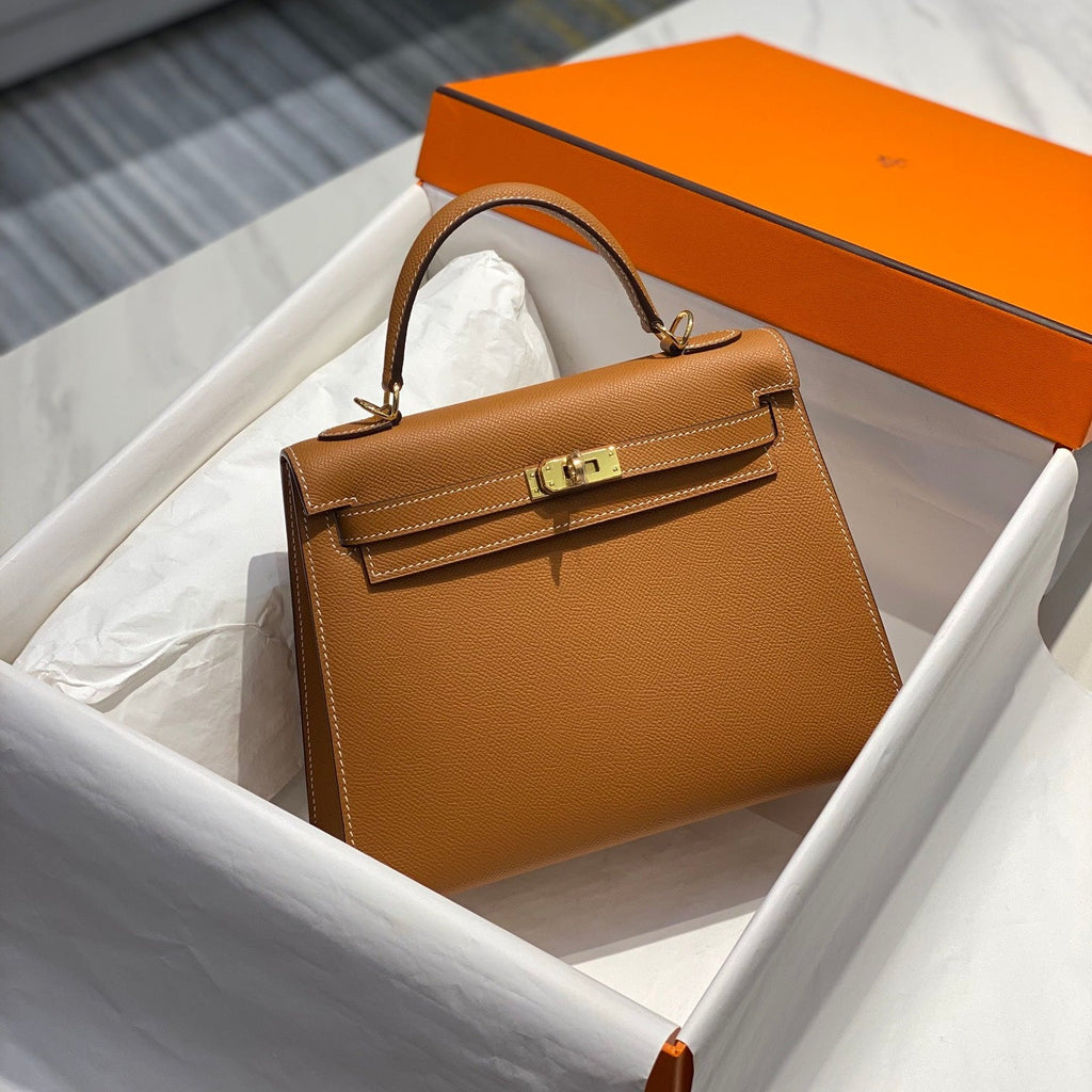 Hermes Kelly 28cm in Gold Epsom Calfskin Gold Hardware Bag