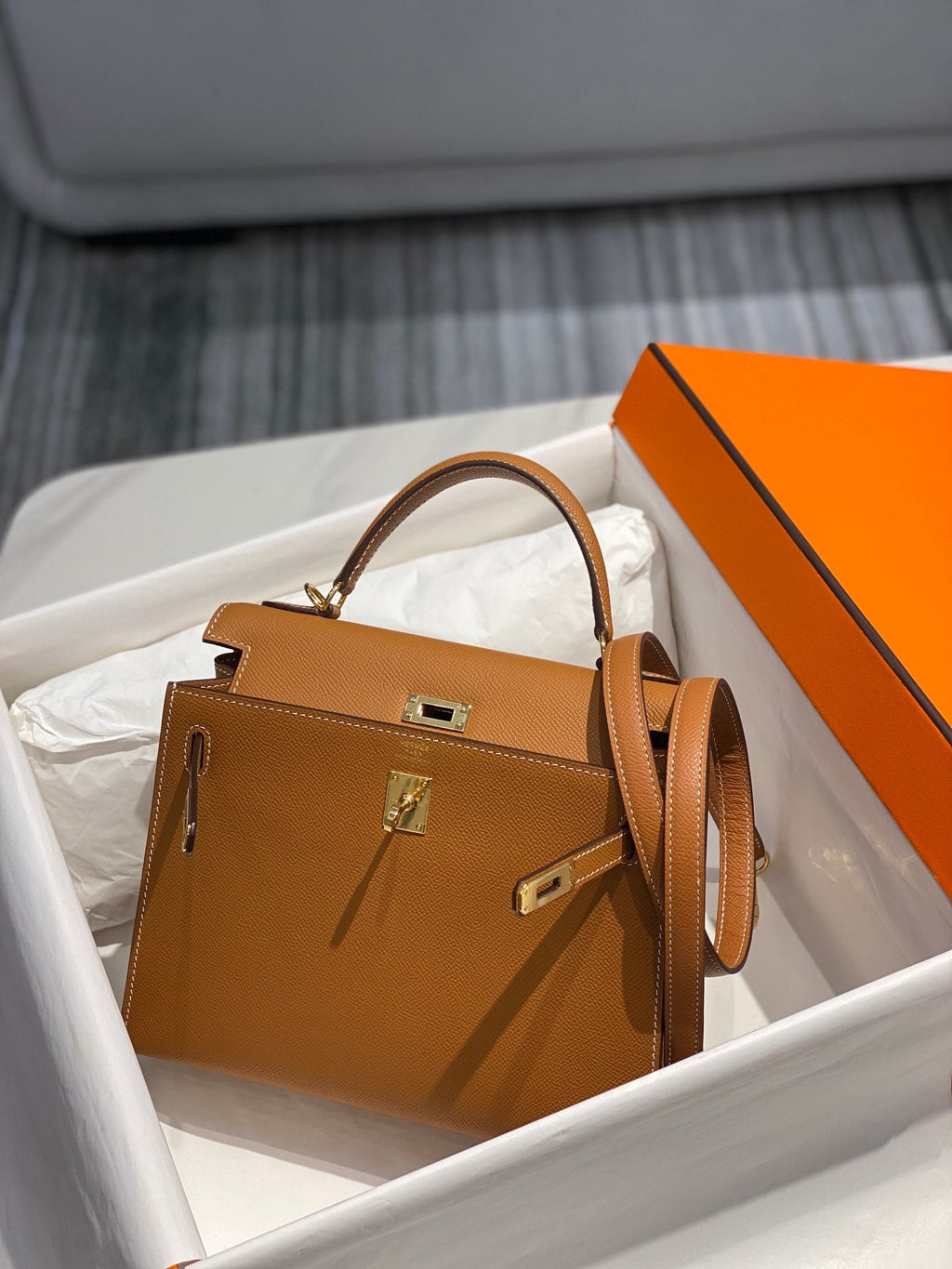 Hermes Kelly 28cm in Gold Epsom Calfskin Gold Hardware Bag