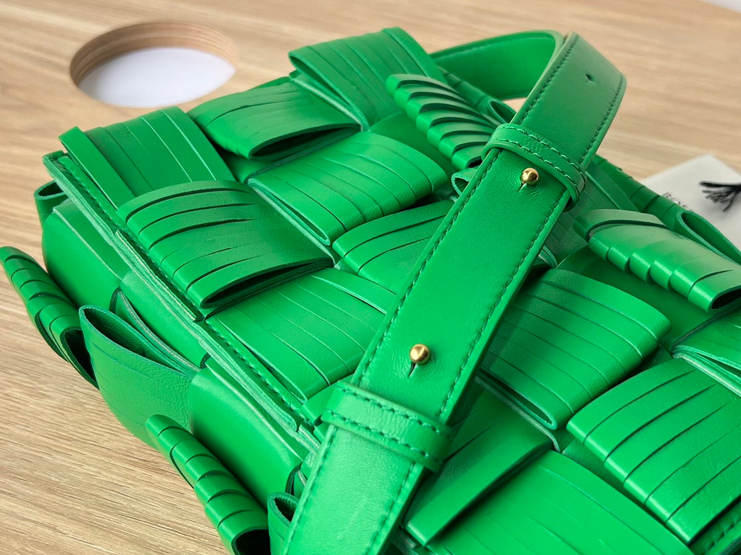 Bottega Veneta Small Cassette 23 in Green Fringed Calfskin Bag