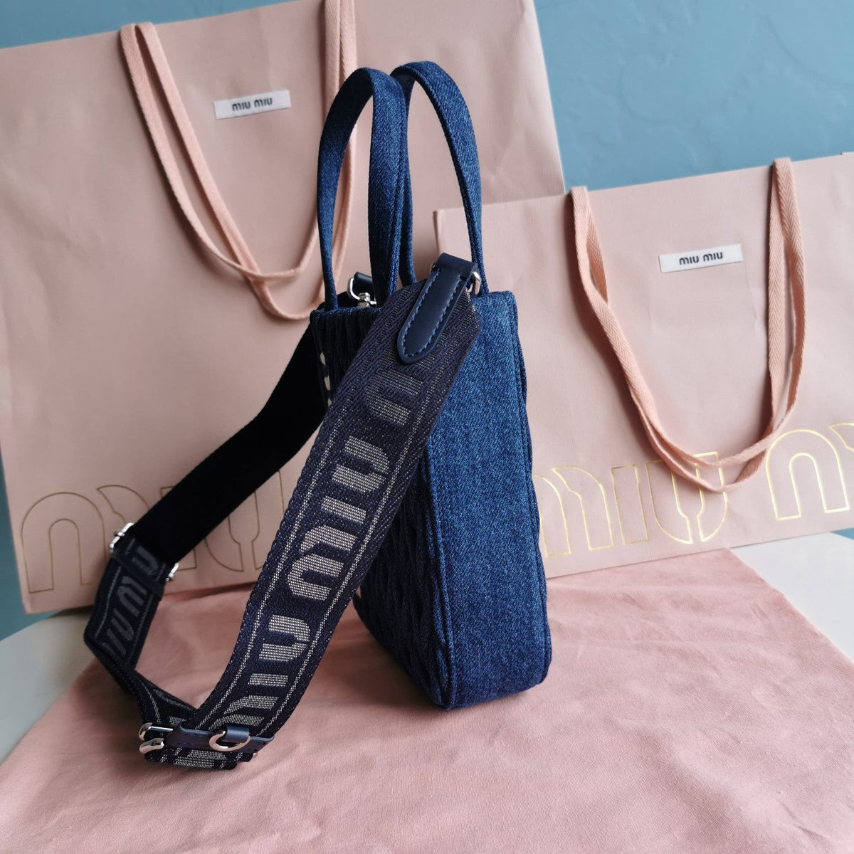 Tote 18 Bag in Navy Blue Denim