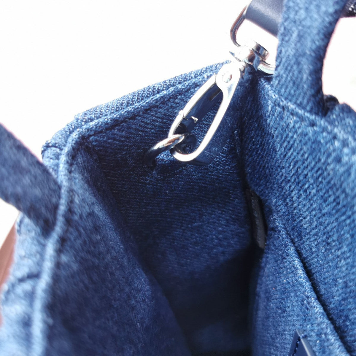 Tote 18 Bag in Navy Blue Denim