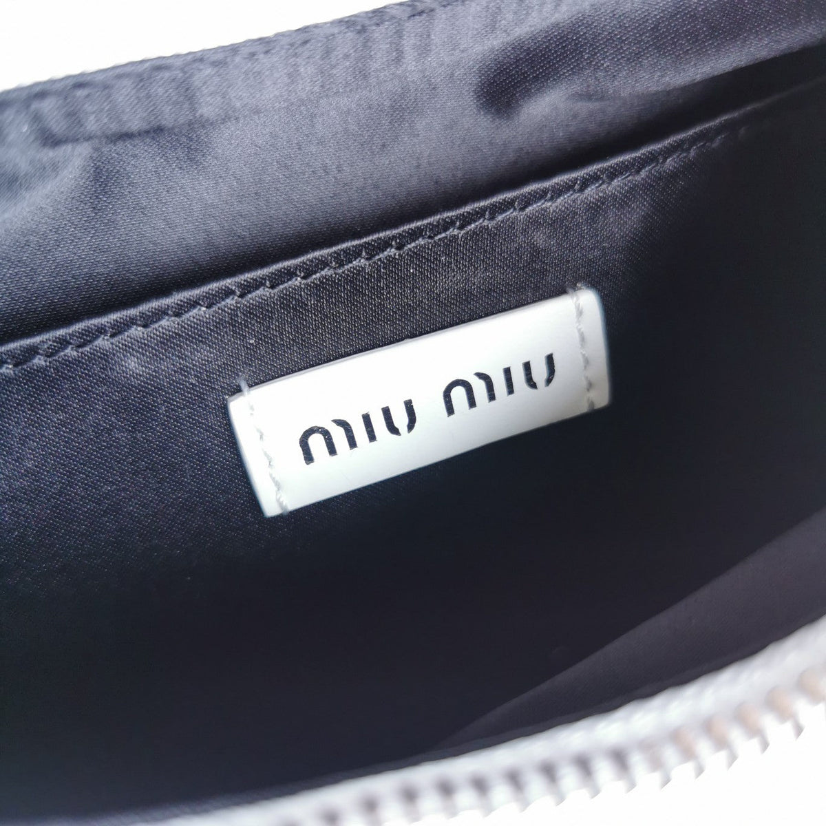 Matelassé 21 Bag in White Satin