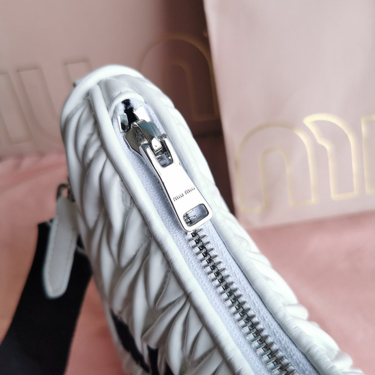 Matelassé 21 Bag in White Satin