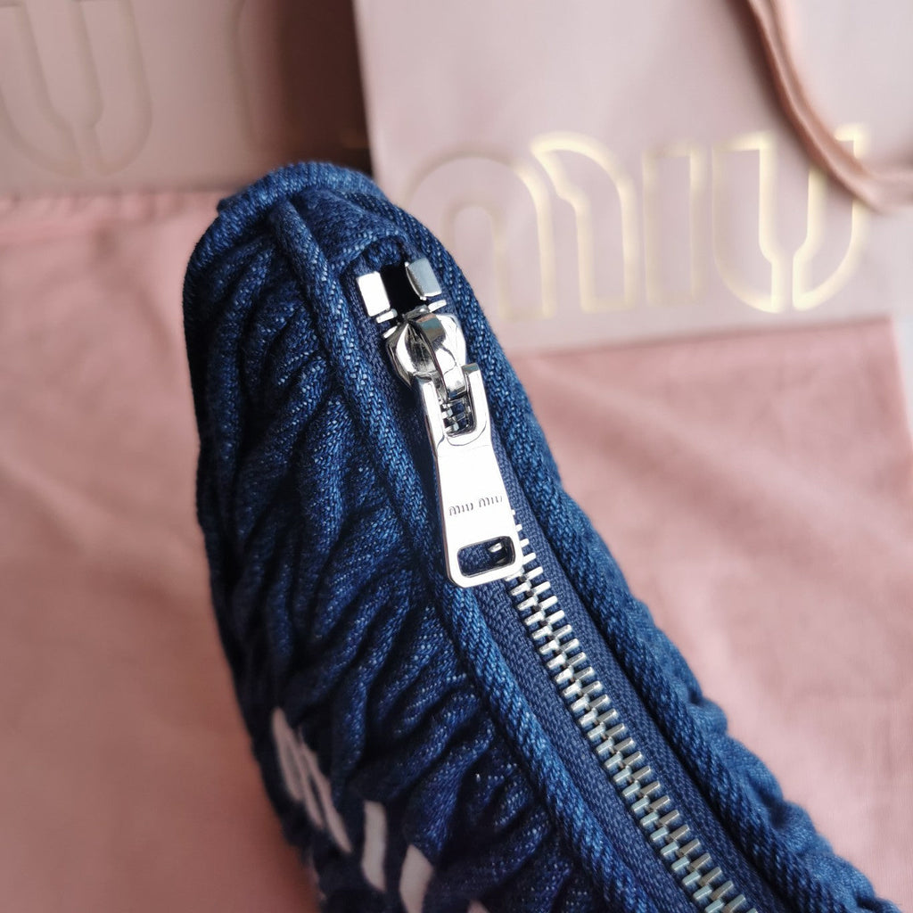 Matelassé 21 Bag in Navy Blue Denim