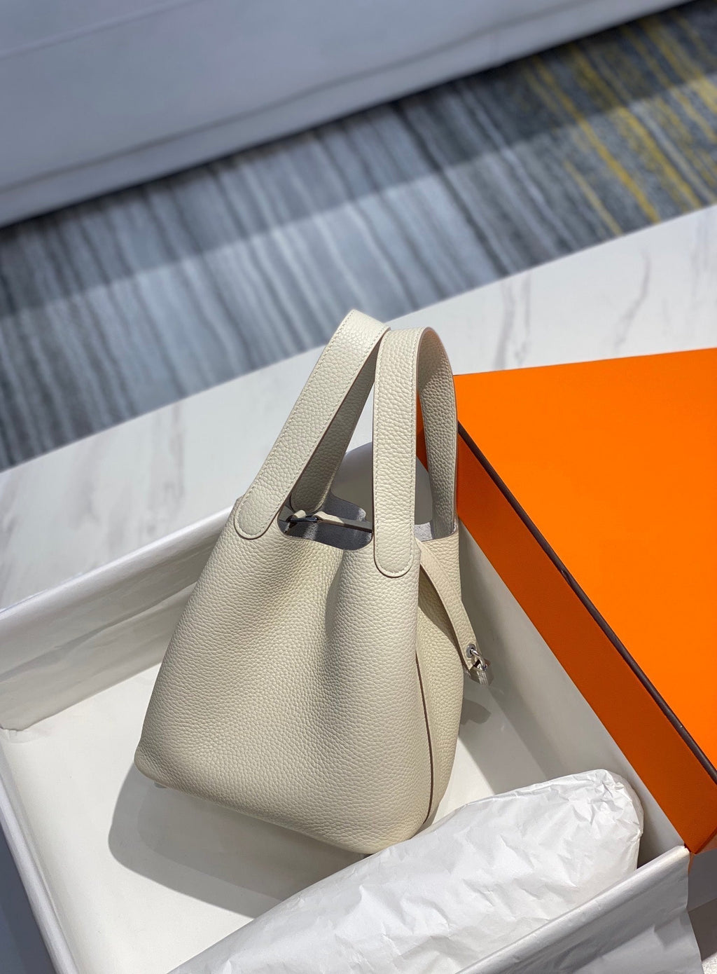 Hermes Picotin Lock 18 Ivory Togo Shw Bag