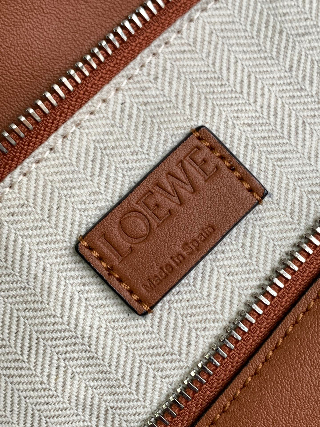 Loewe Puzzle Large 35 Bag in Bronze Brown Calfskin