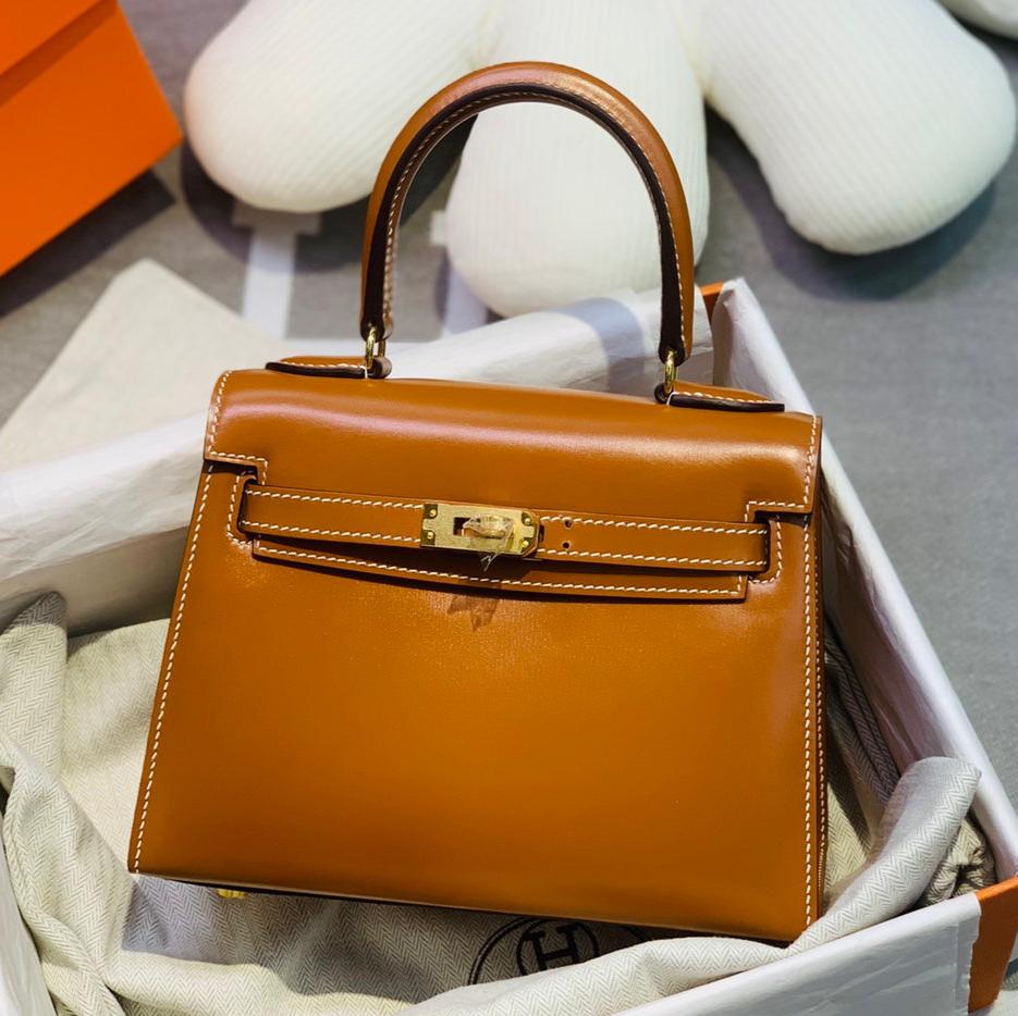 Hermes Kelly Mini 20 Bag in Bronze Brown Smooth Calfskin with Gold Hardware