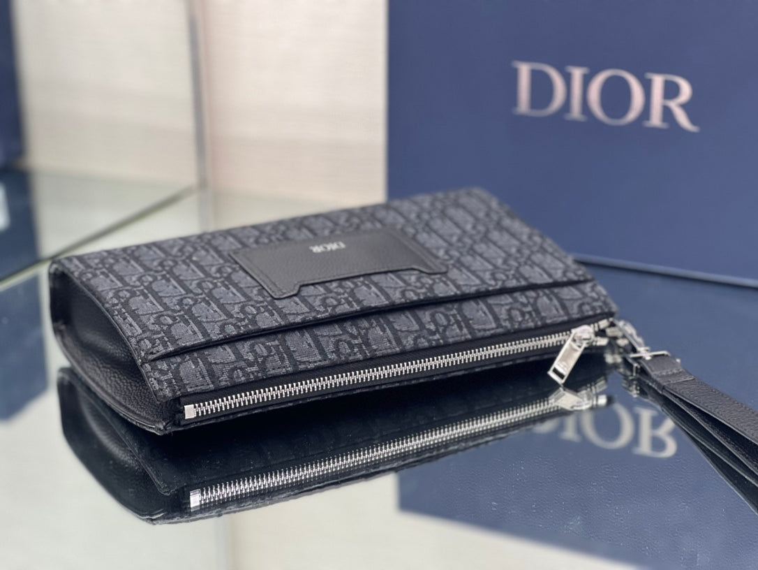 Saddle 28 Bag in Black Oblique Jacquard