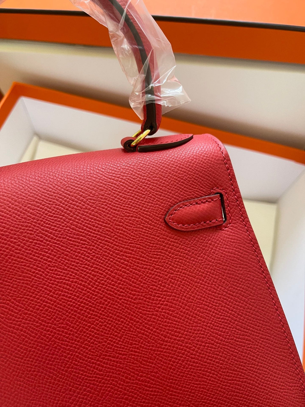 Hermes Kelly Mini 20 Bag in Ruby Red Calfskin with Gold Hardware
