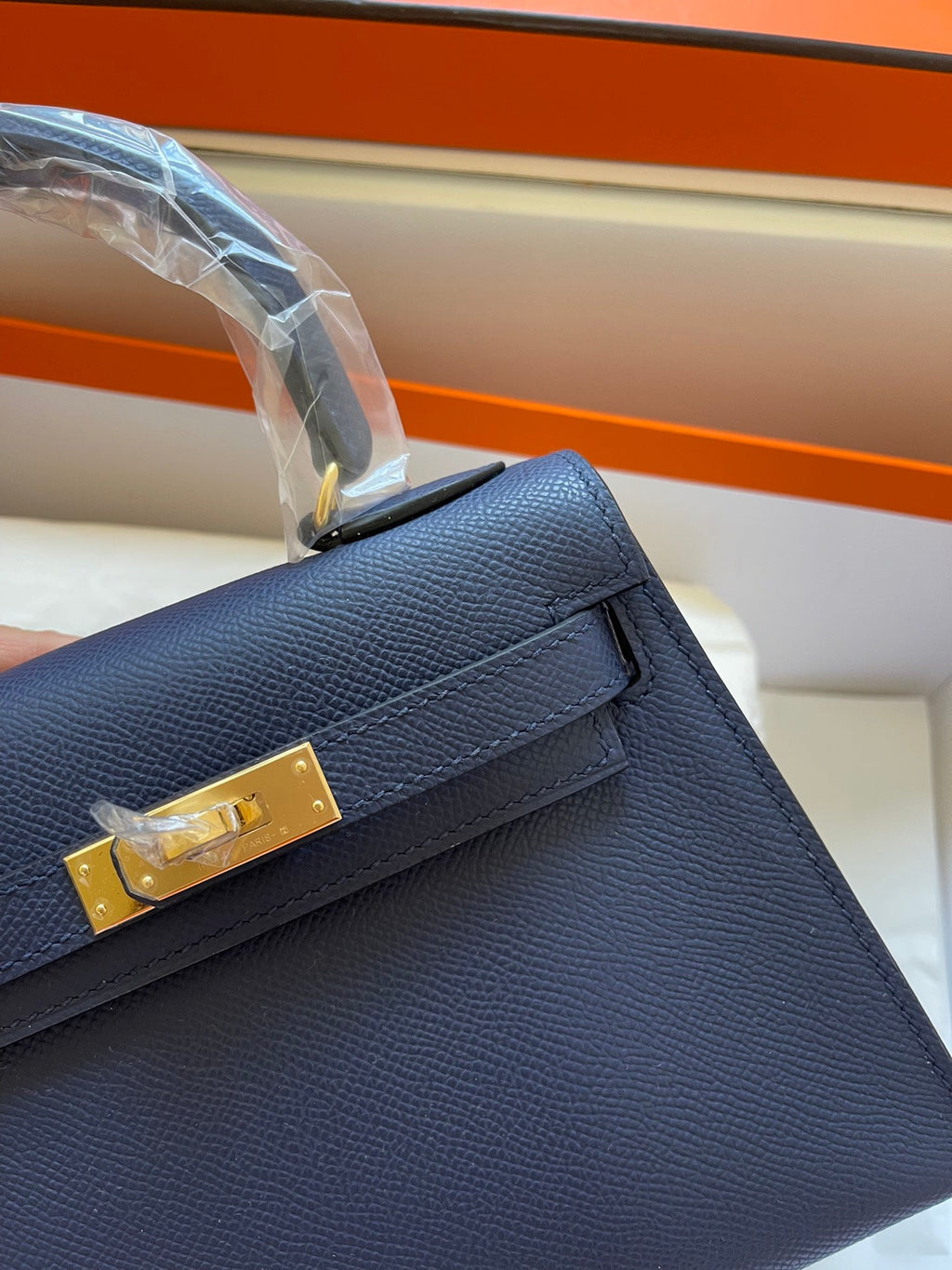 Hermes Kelly Mini 20 Bag in Navy Blue Calfskin with Gold Hardware