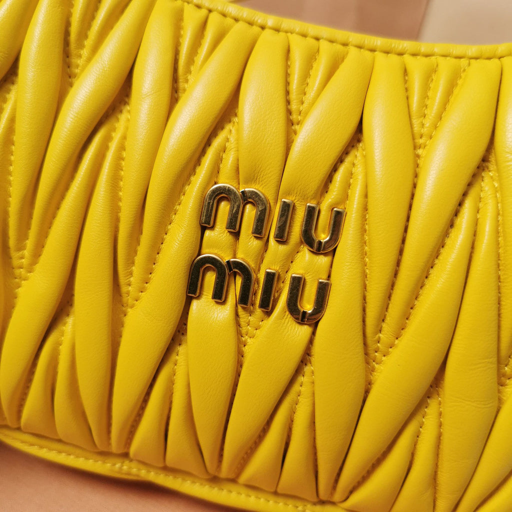 Wander Matelassé Nappa Hobo Bag 23 in Yellow Lambskin