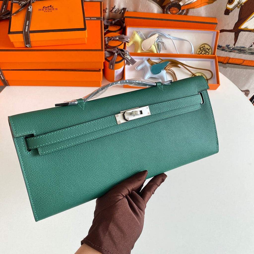 Hermes Kelly Cut 31 in Green Forest Calfskin with Silver Hardware Bag