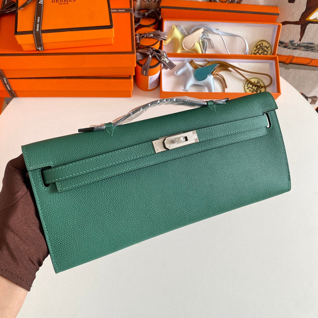 Hermes Kelly Cut 31 in Green Forest Calfskin with Silver Hardware Bag