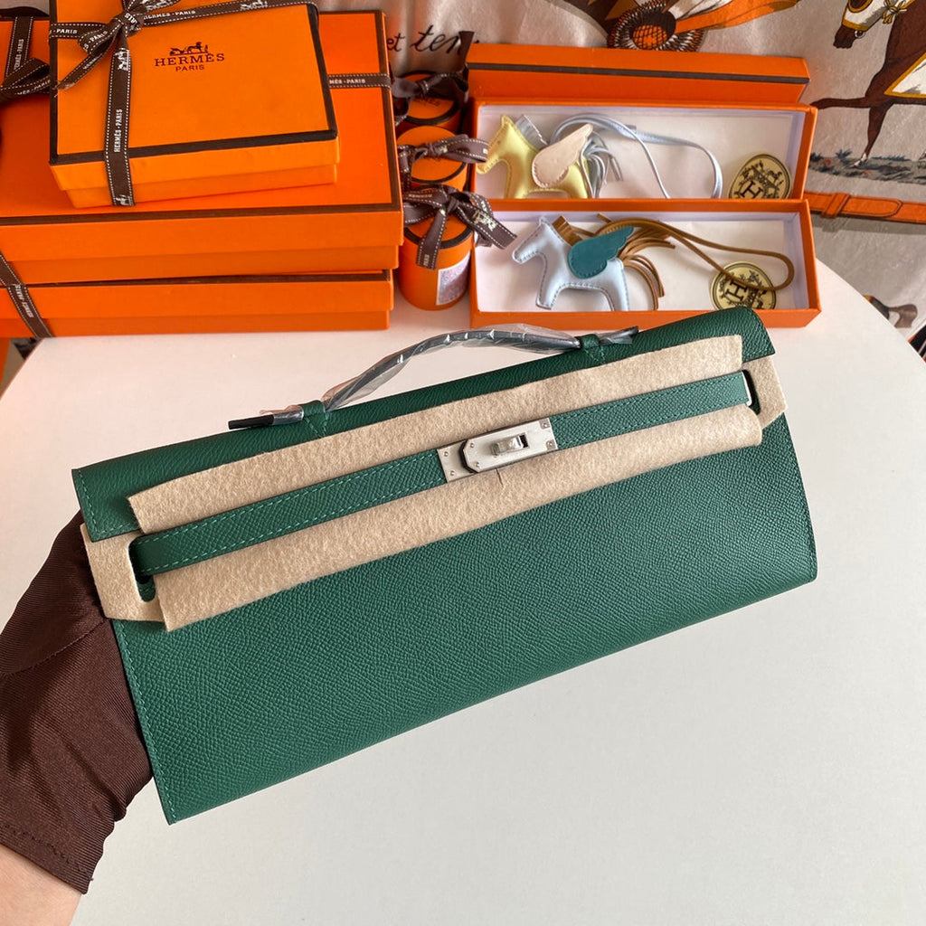 Hermes Kelly Cut 31 in Green Forest Calfskin with Silver Hardware Bag