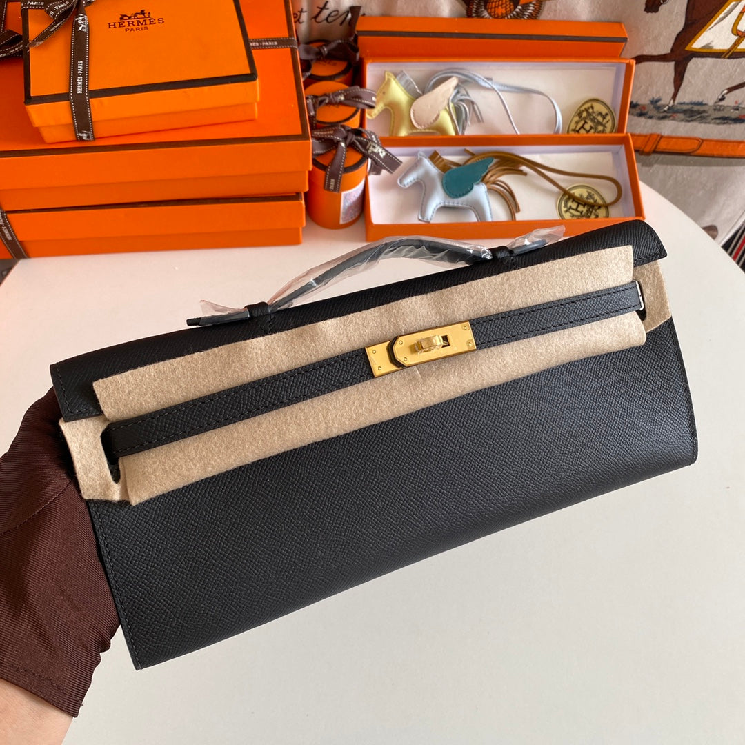 Hermes Kelly Cut 31 in Black Calfskin with Gold Hardware Bag