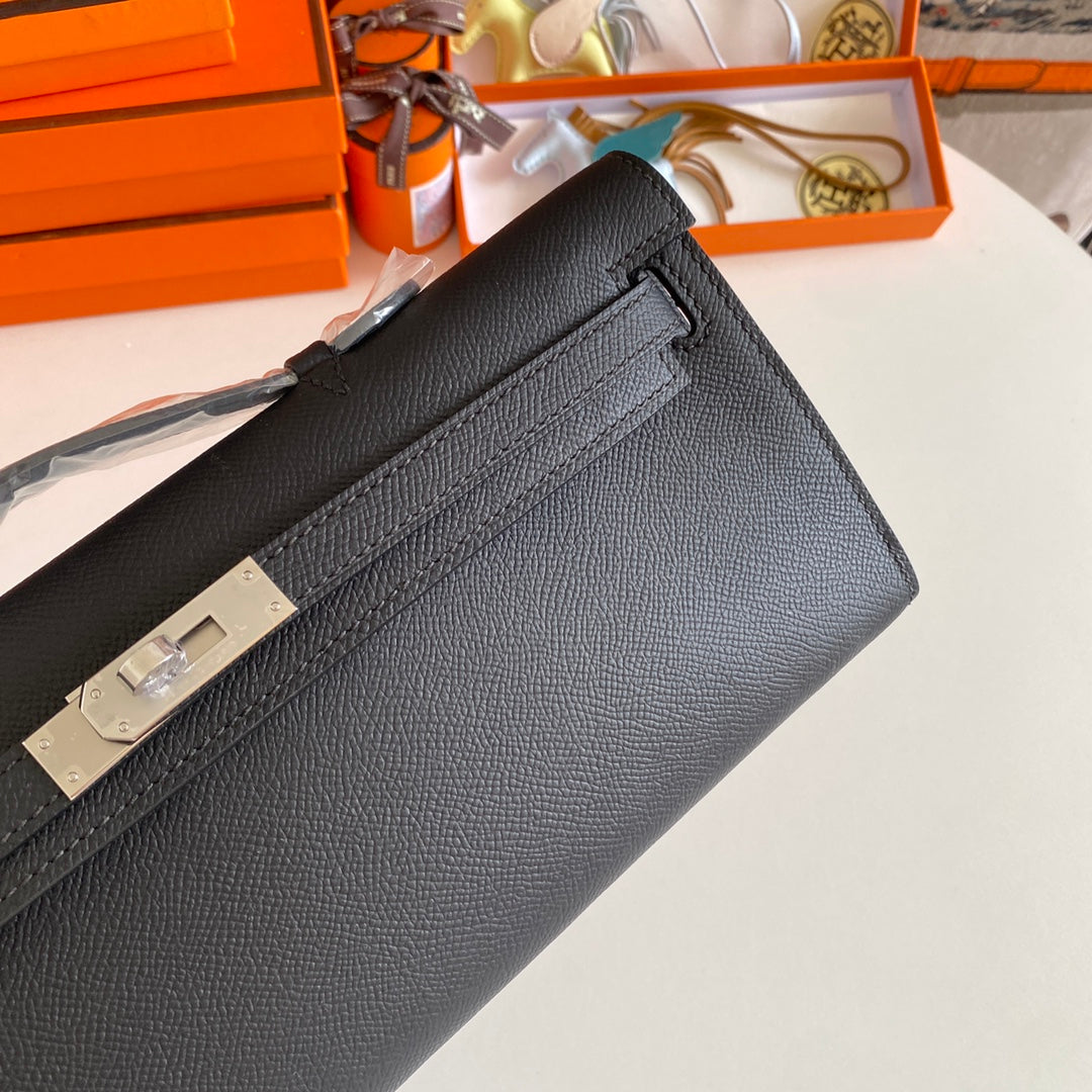 Hermes Kelly Cut 31 in Black Calfskin with Silver Hardware Bag