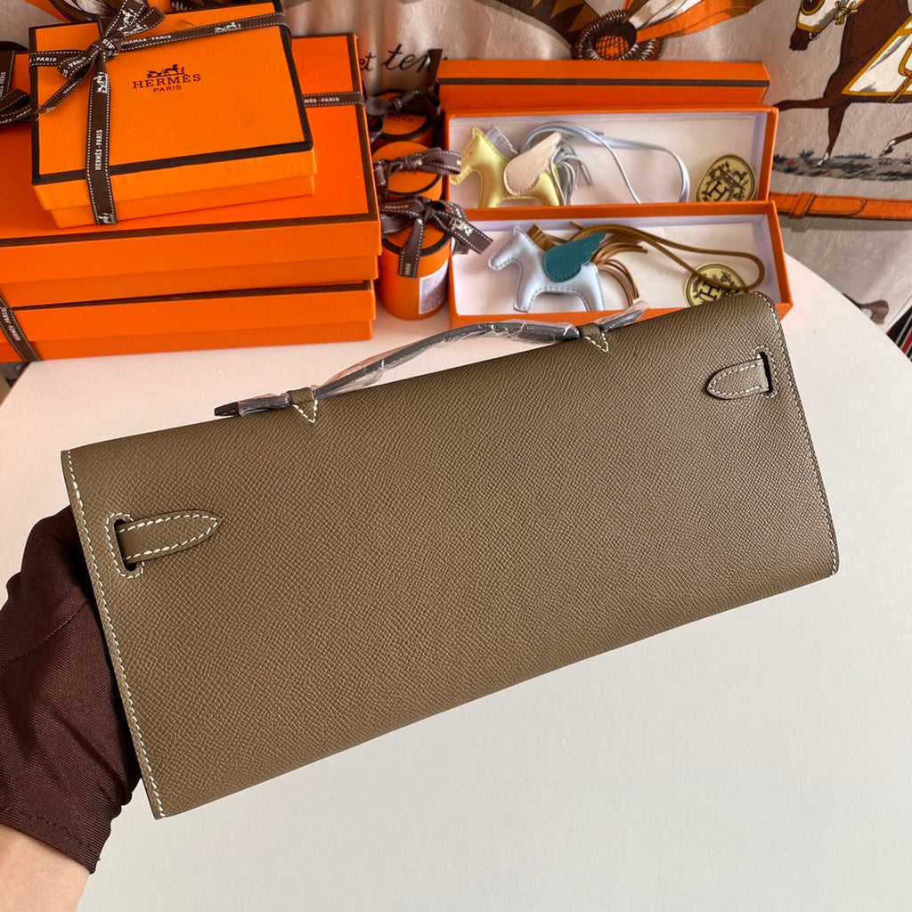Hermes Kelly Cut 31 in Mocha Brown Calfskin with Gold Hardware Bag