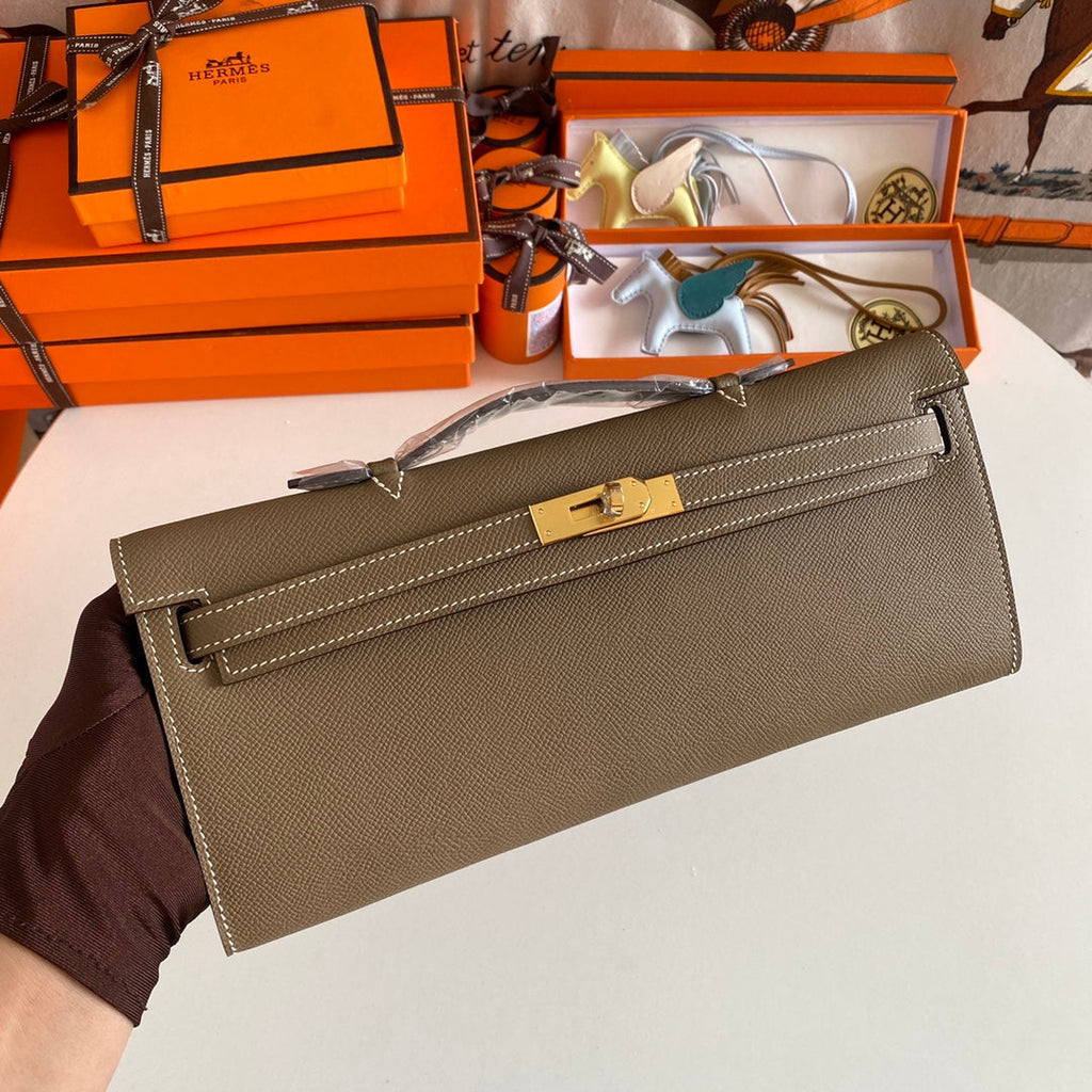 Hermes Kelly Cut 31 in Mocha Brown Calfskin with Gold Hardware Bag