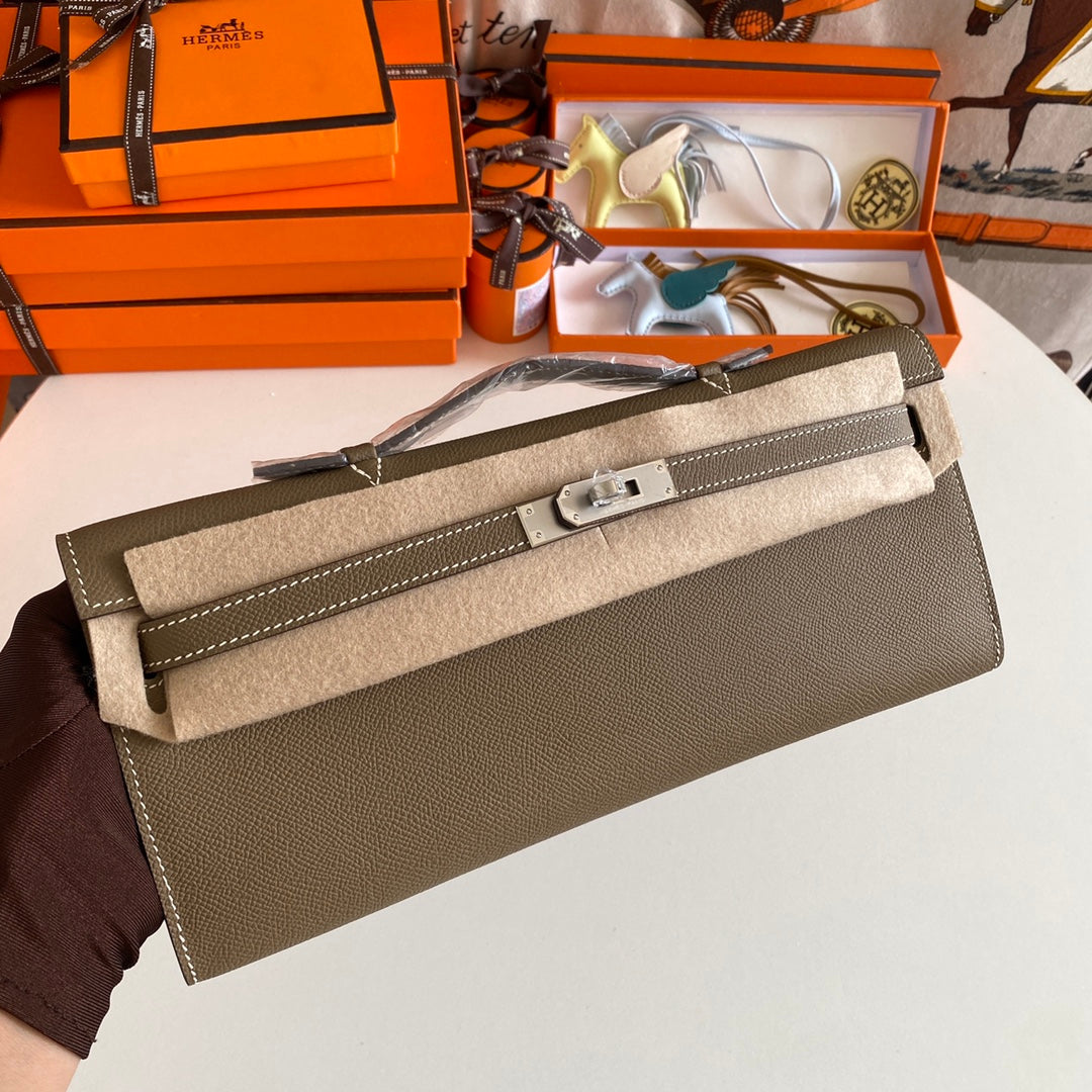Hermes Kelly Cut 31 in Mocha Brown Calfskin with Silver Hardware Bag