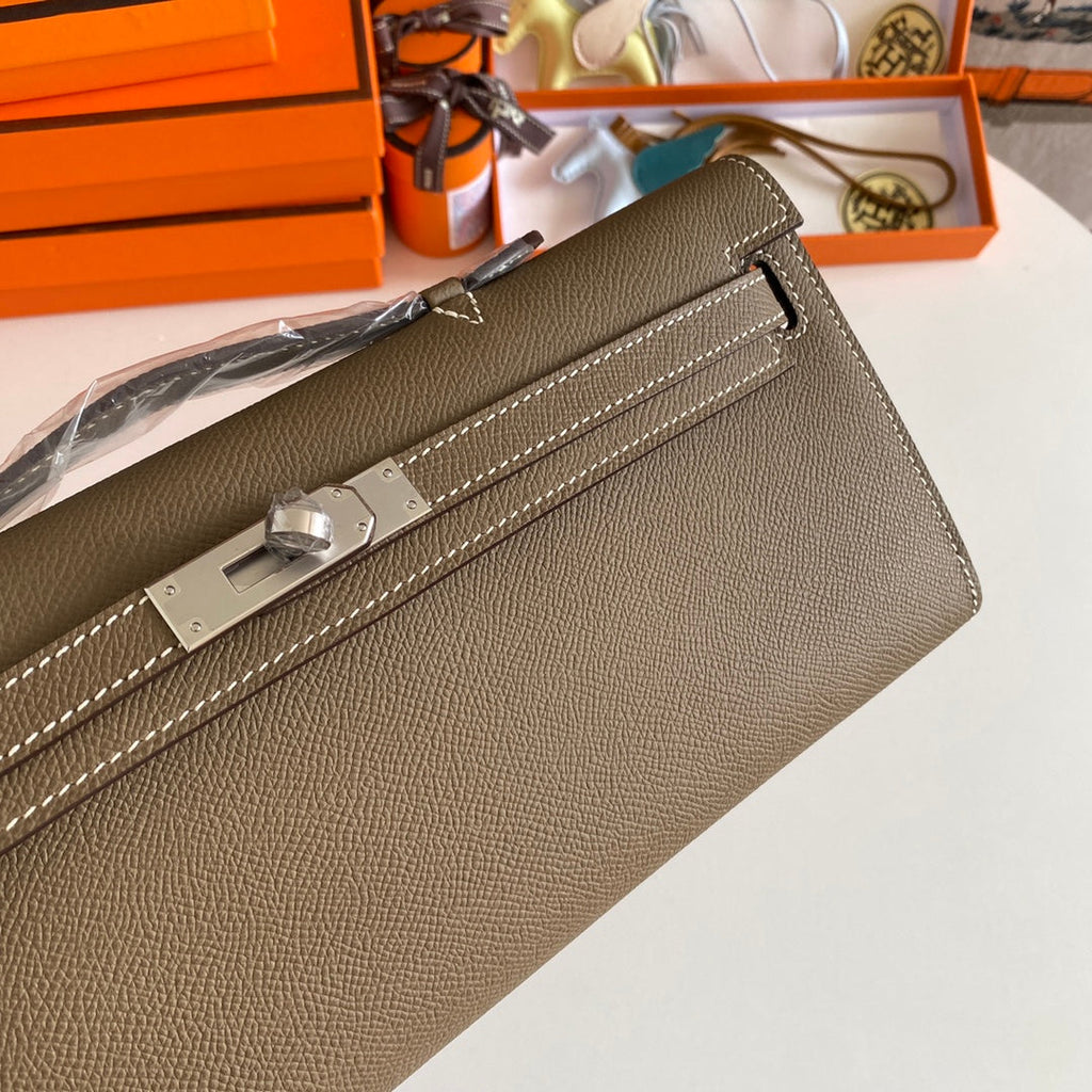 Hermes Kelly Cut 31 in Mocha Brown Calfskin with Silver Hardware Bag
