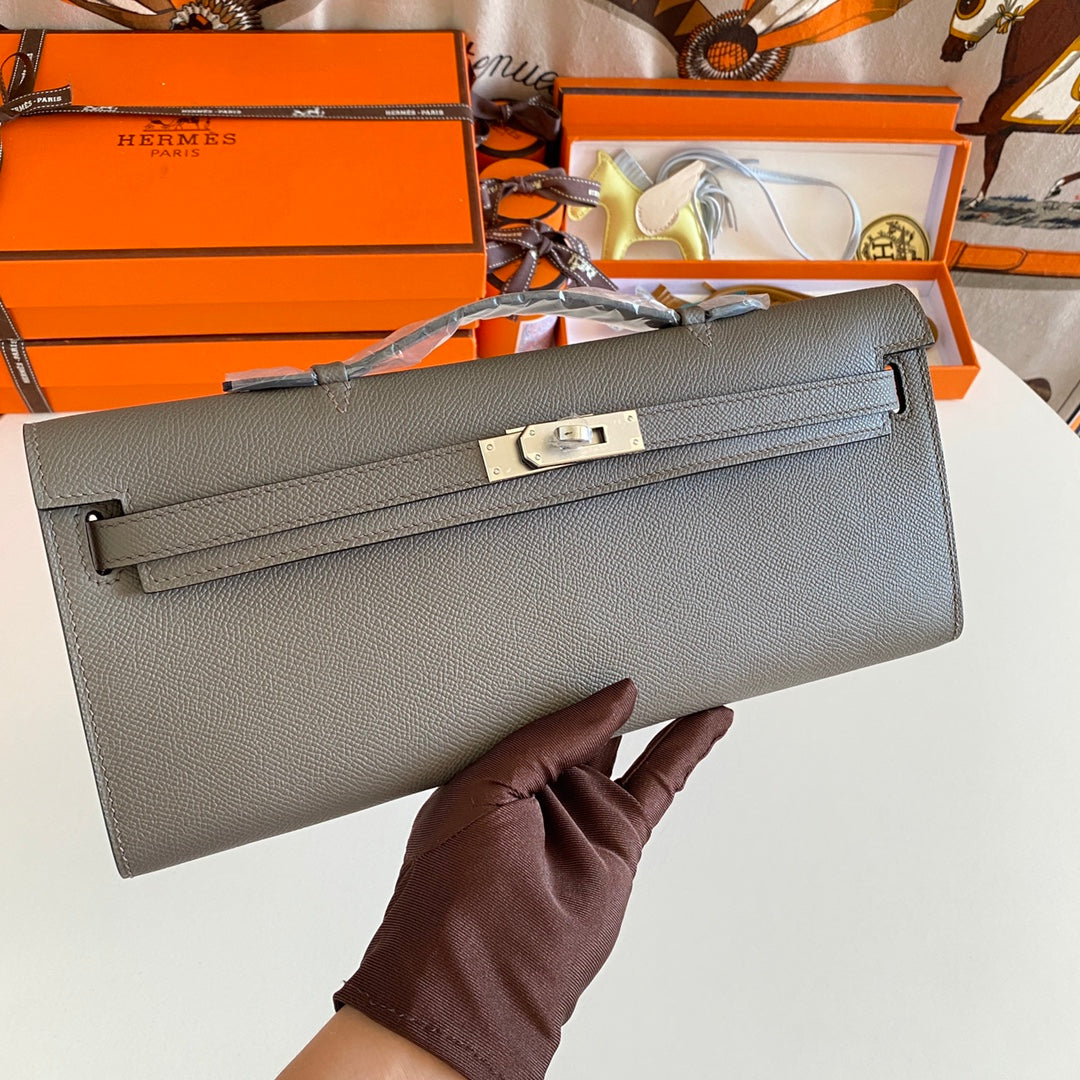 Hermes Kelly Cut 31 in Wood Brown Calfskin with Silver Hardware Bag
