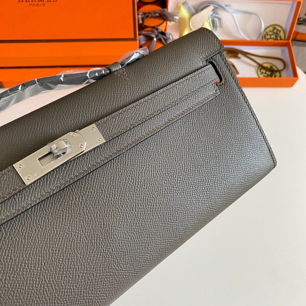 Hermes Kelly Cut 31 in Wood Brown Calfskin with Silver Hardware Bag