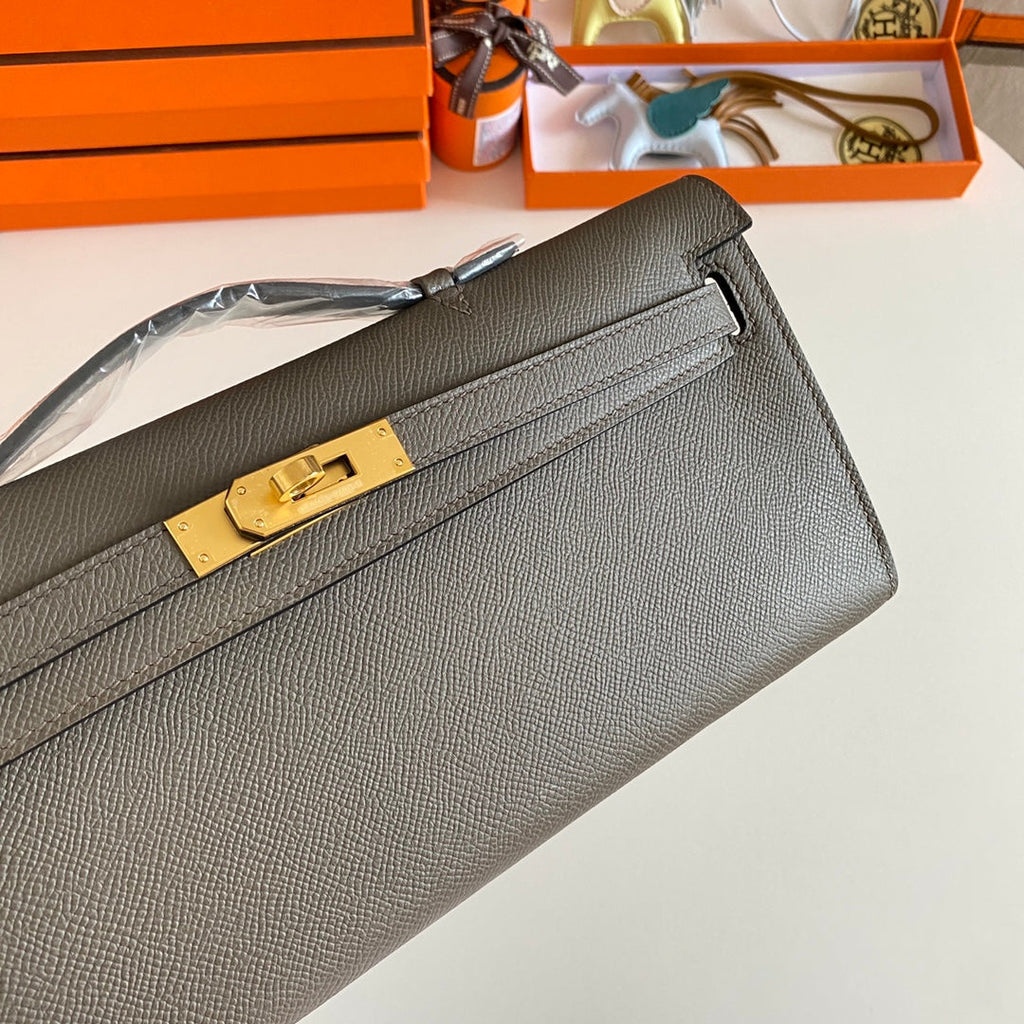 Hermes Kelly Cut 31 in Wood Brown Calfskin with Gold Hardware Bag
