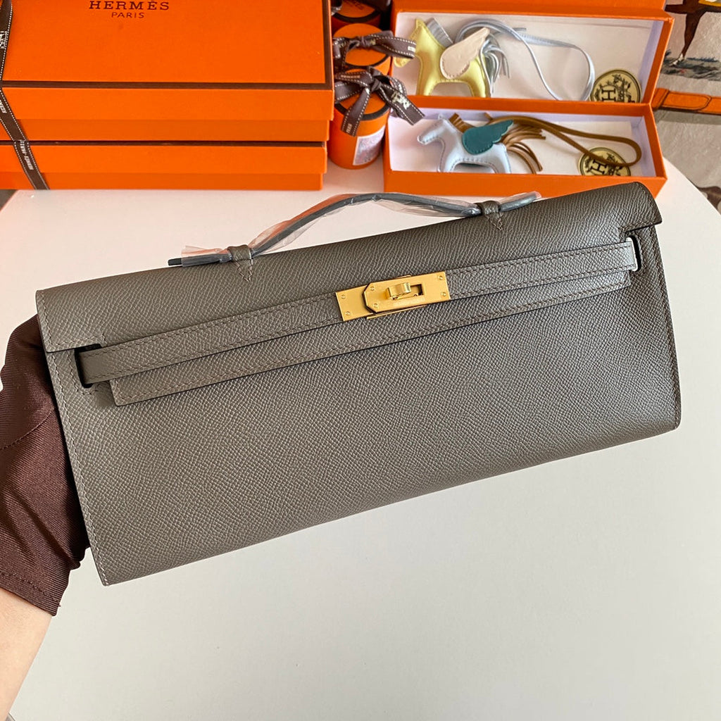 Hermes Kelly Cut 31 in Wood Brown Calfskin with Gold Hardware Bag