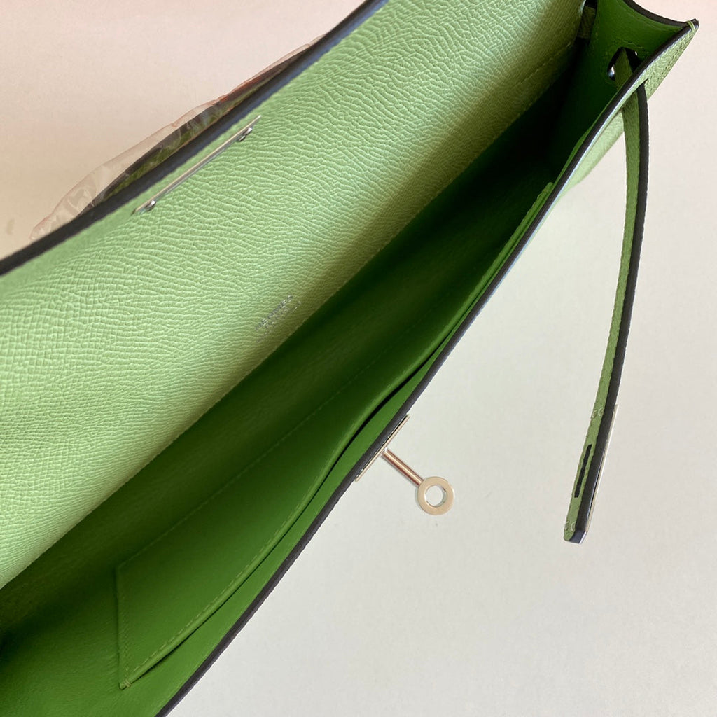Hermes Kelly Cut 31 in Apple Green Calfskin with Silver Hardware Bag