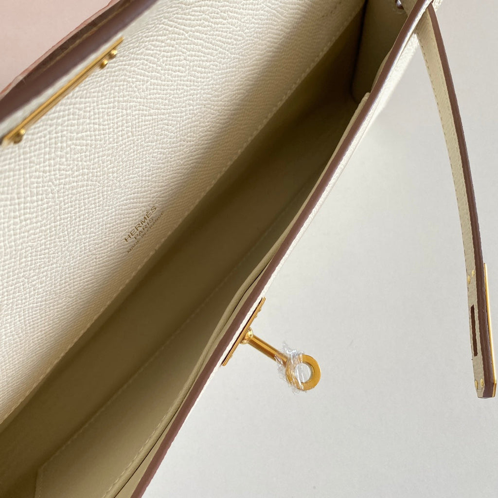 Hermes Kelly Cut 31 in Beige Cream Calfskin with Gold Hardware Bag