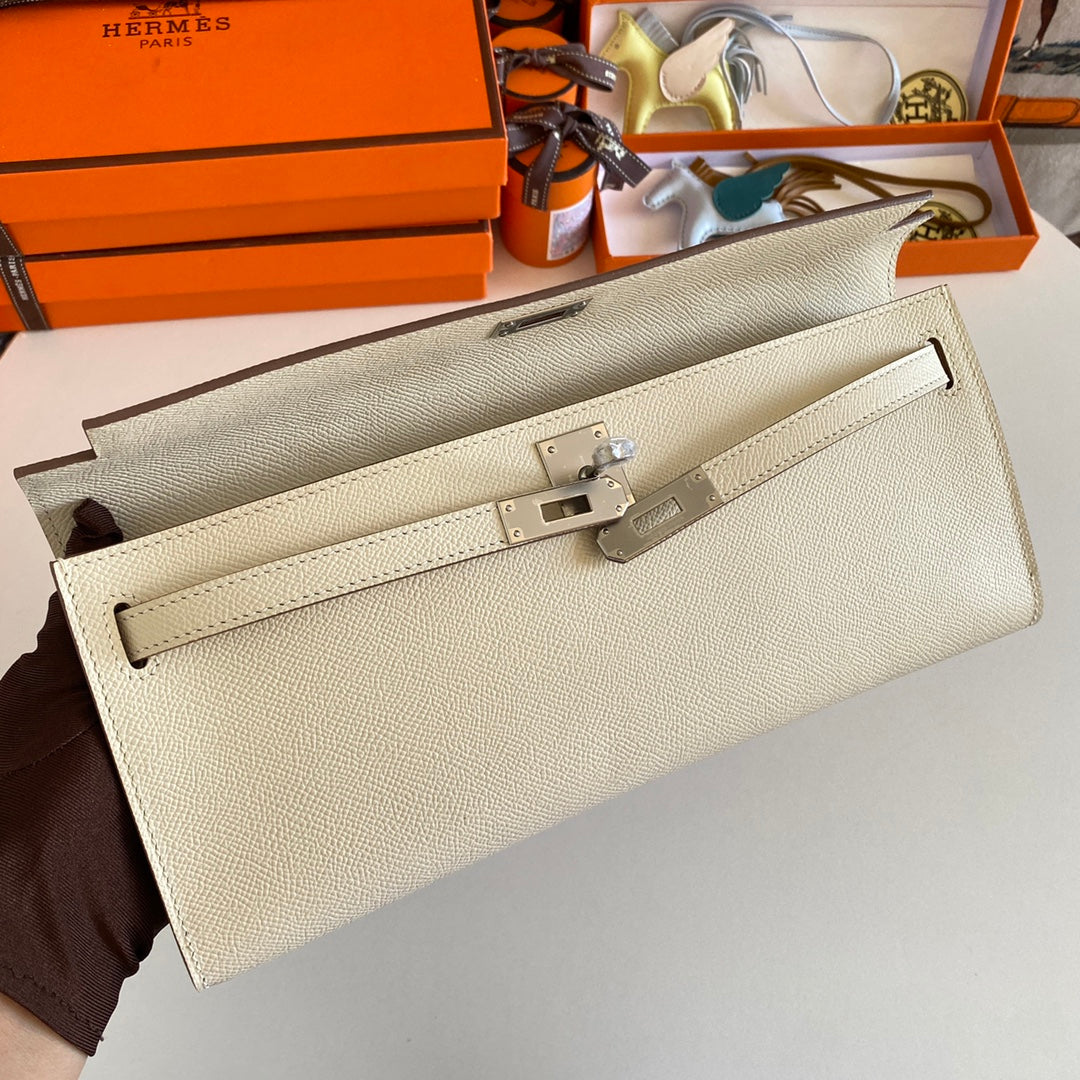Hermes Kelly Cut 31 in Beige Cream Calfskin with Silver Hardware Bag