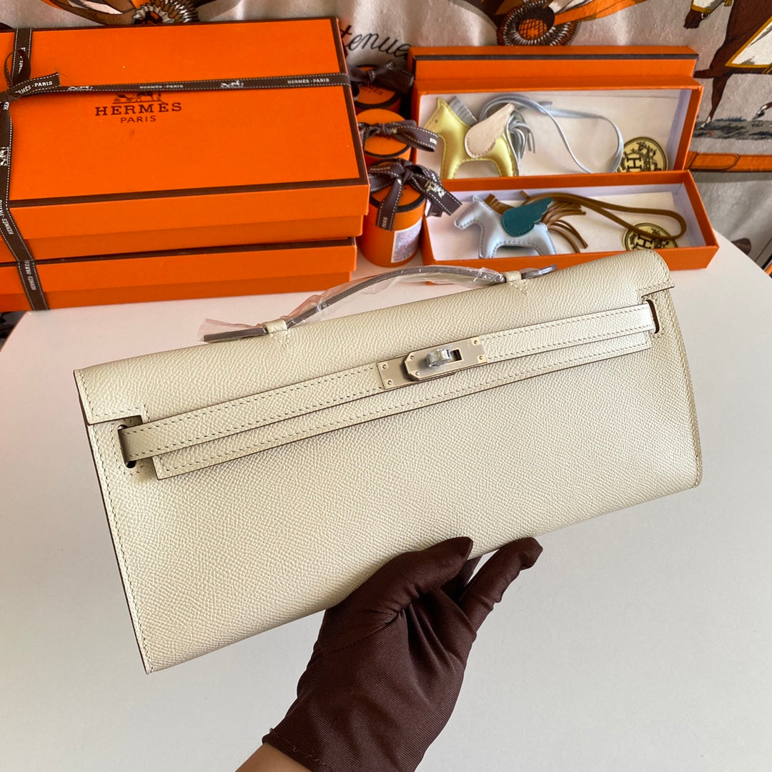 Hermes Kelly Cut 31 in Beige Cream Calfskin with Silver Hardware Bag
