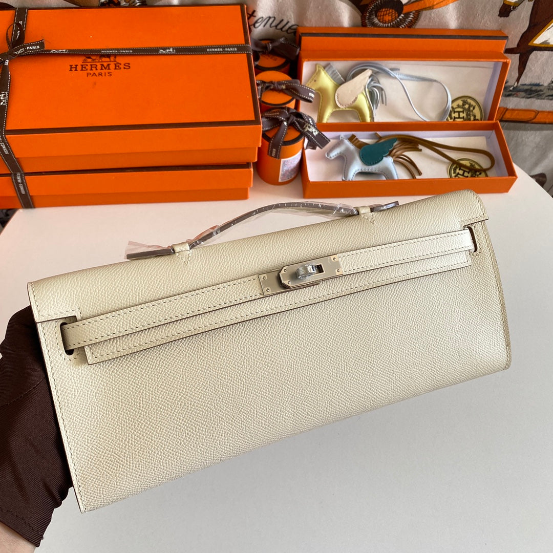 Hermes Kelly Cut 31 in Beige Cream Calfskin with Silver Hardware Bag
