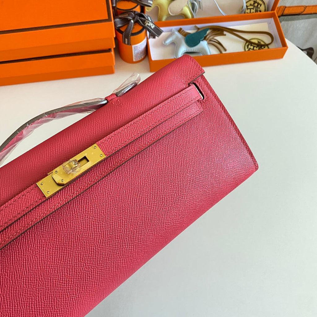 Hermes Kelly Cut 31 in Watermelon Pink Calfskin with Gold Hardware Bag
